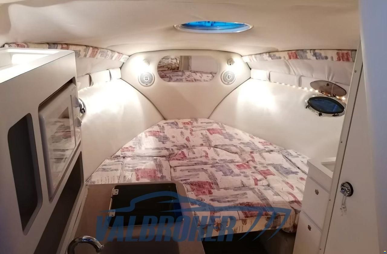 Crownline 268 CR