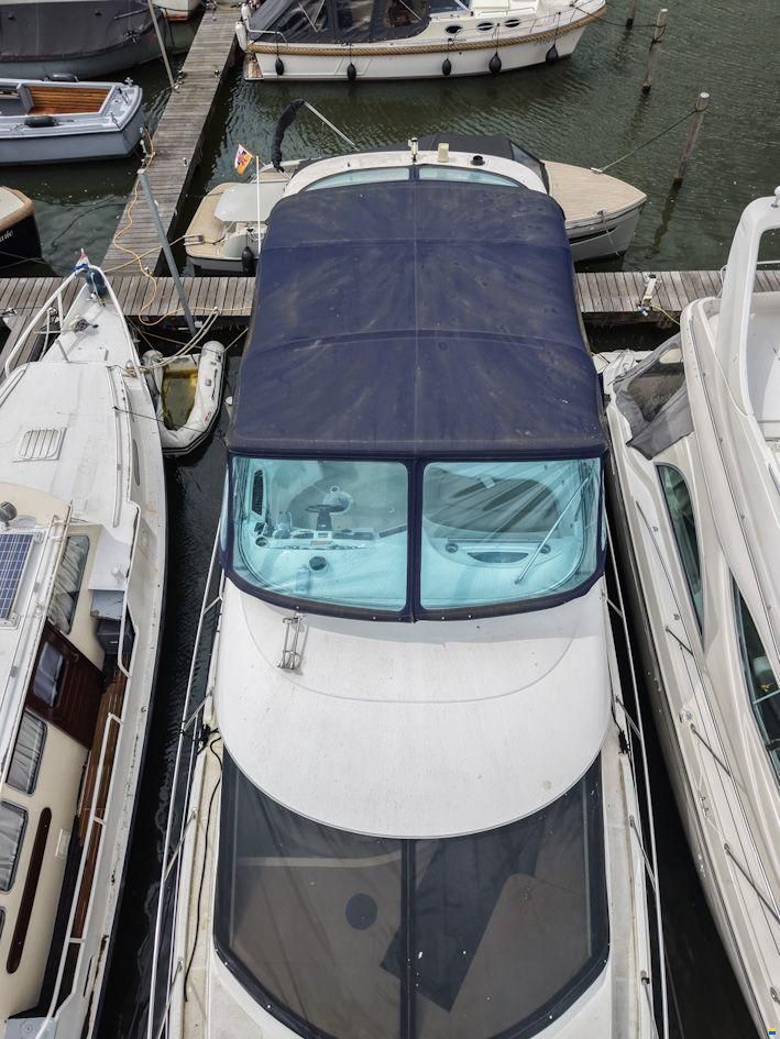 Meridian Yachts 391 Sedan