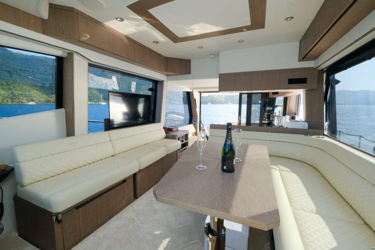 Galeon 500 Fly