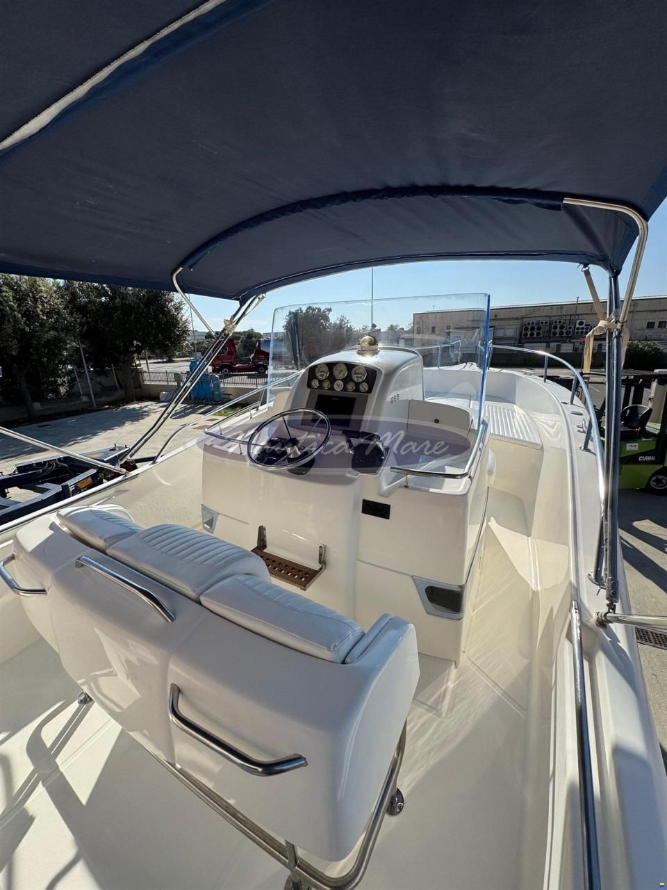 Kelt WHITE SHARK 265