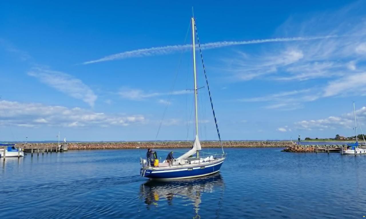 Dufour 35