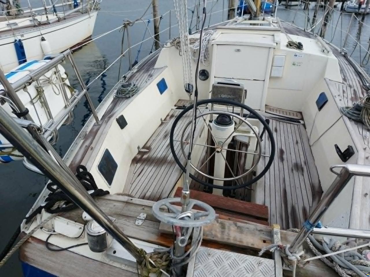 Dufour 35