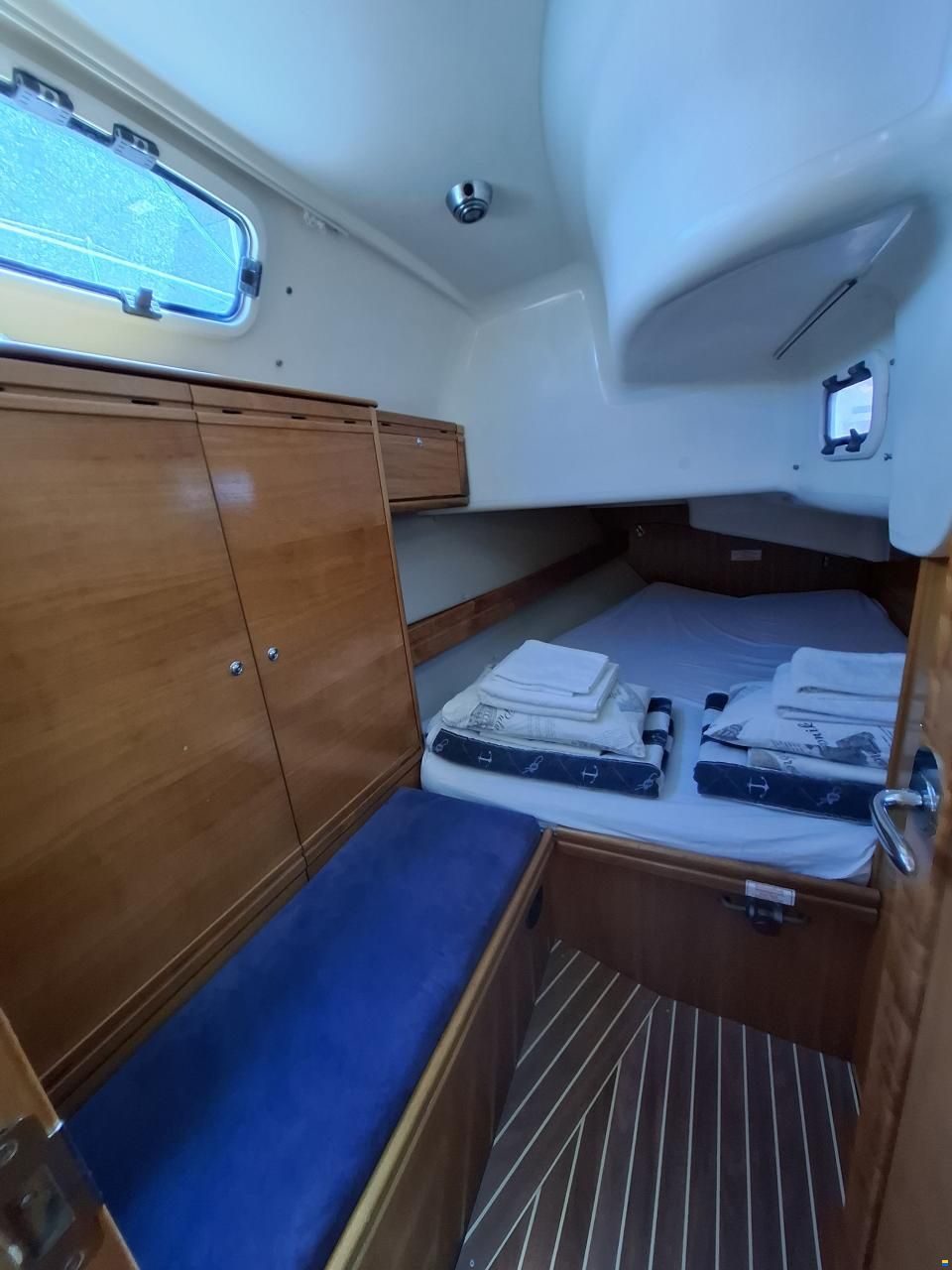 Bavaria 40
