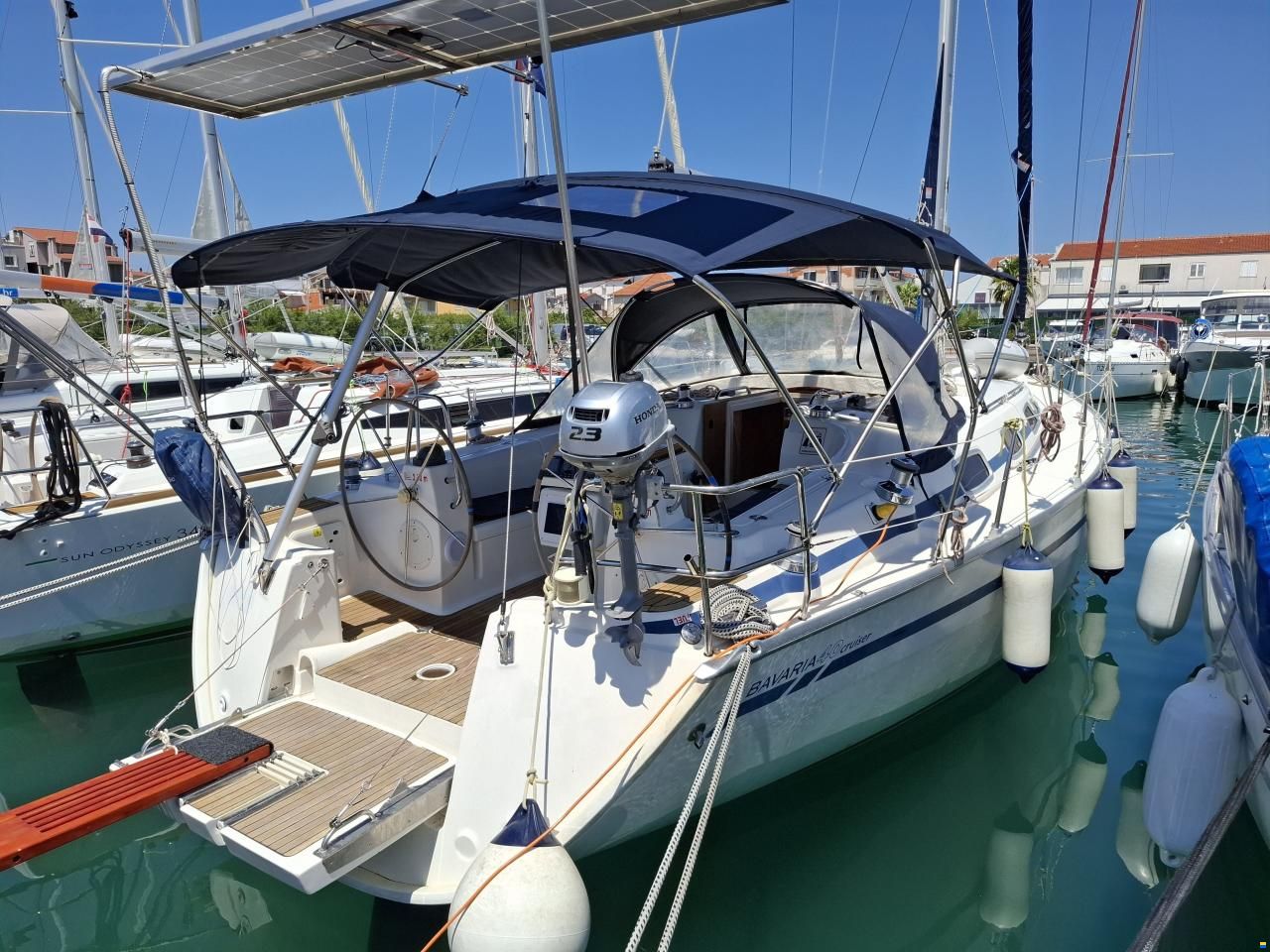 Bavaria 40