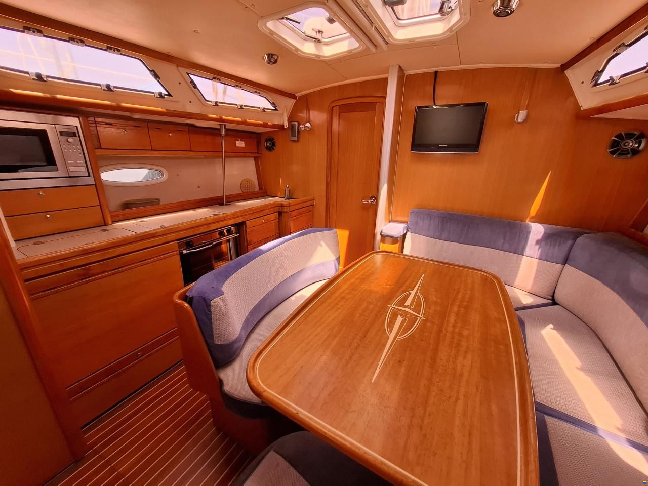 Bavaria 40