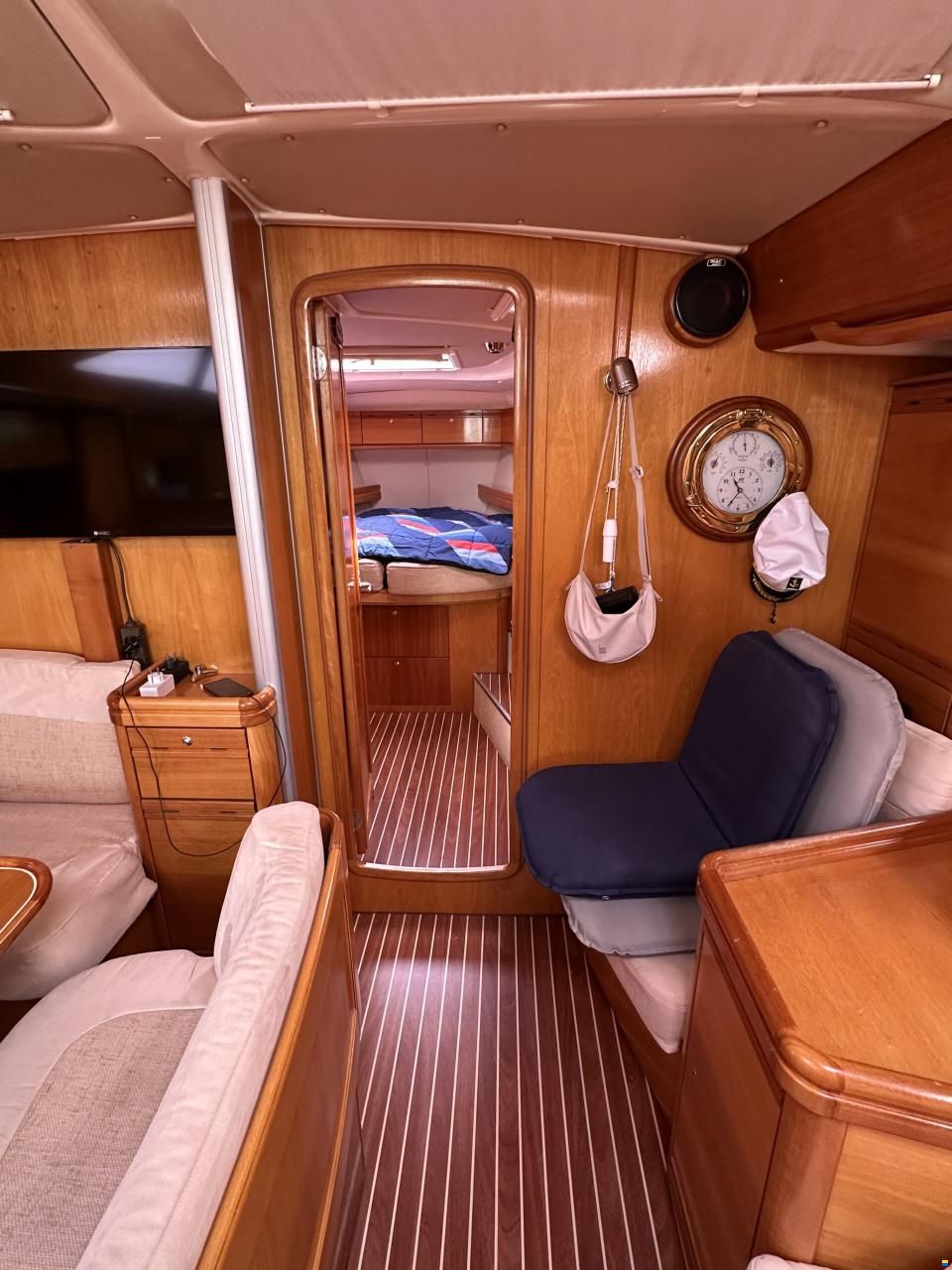 Bavaria Vision 44