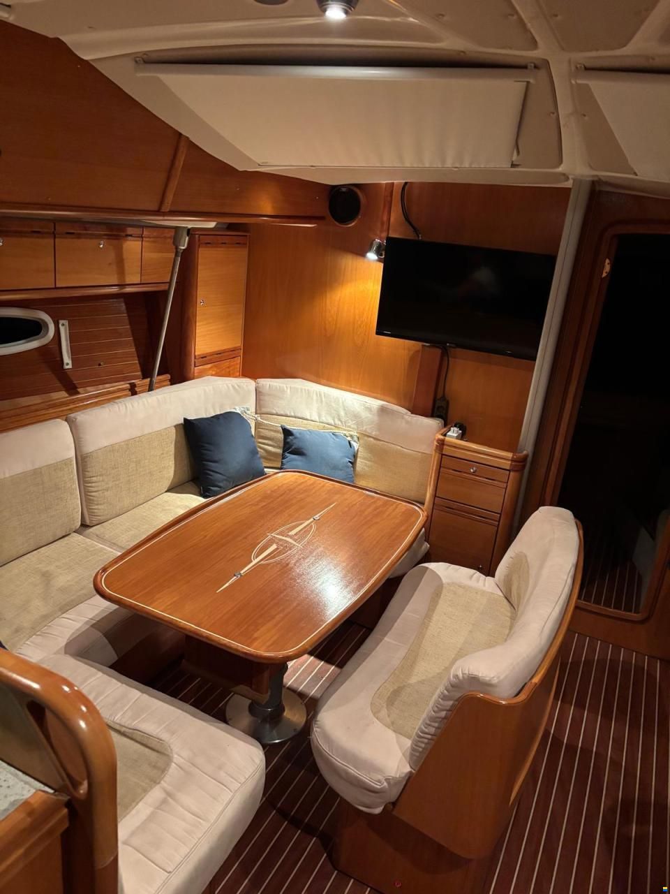 Bavaria Vision 44
