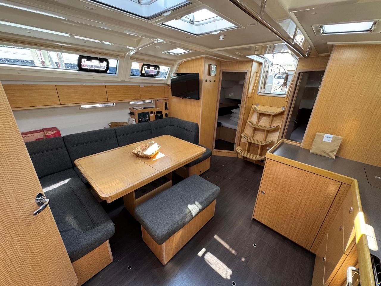 Bavaria CRUISER 46