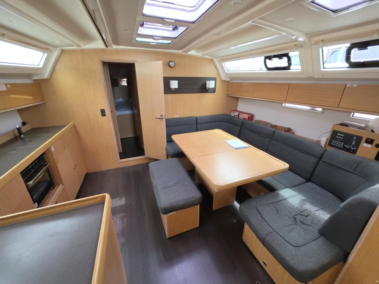 Bavaria CRUISER 46