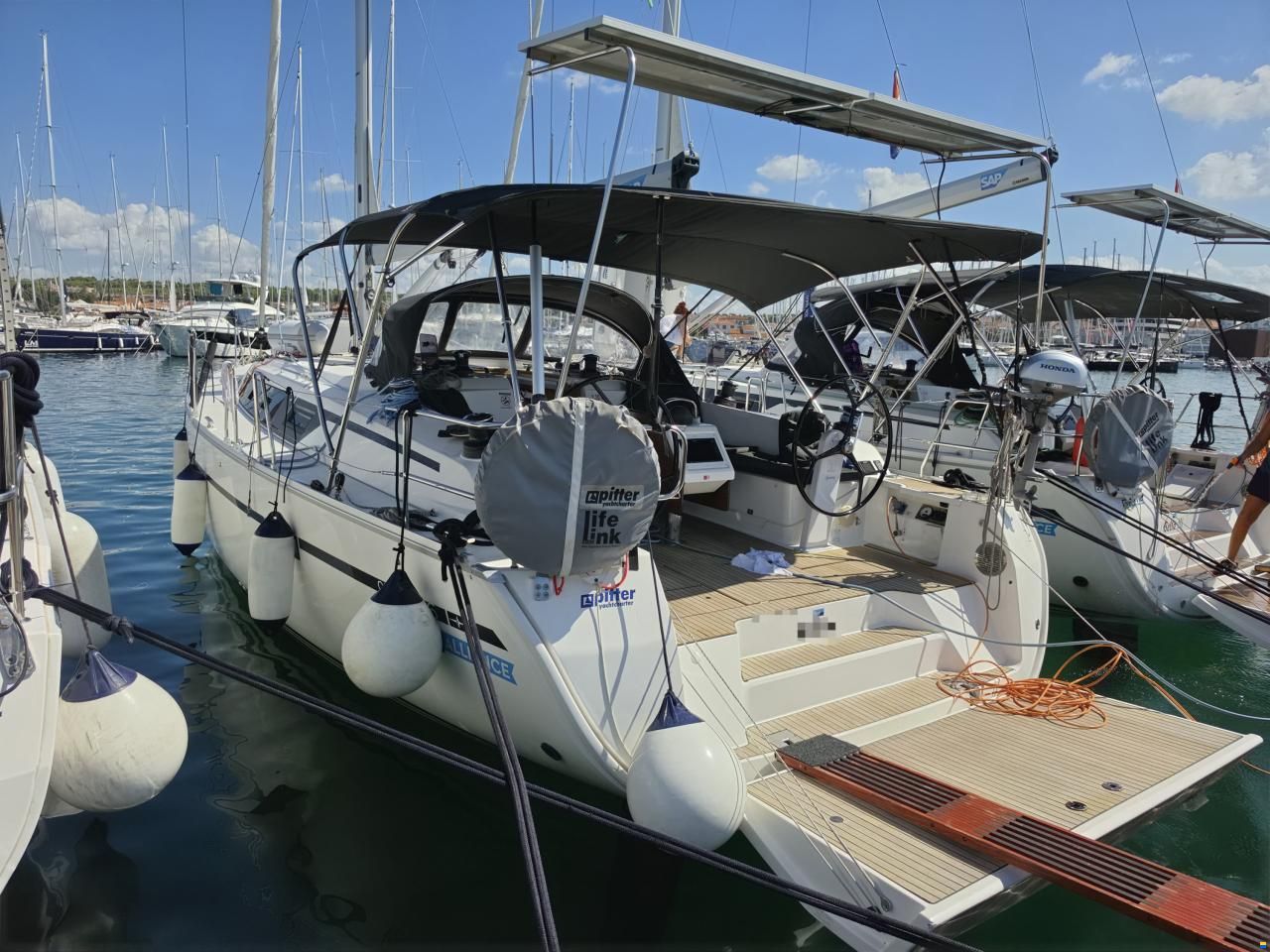 Bavaria CRUISER 46