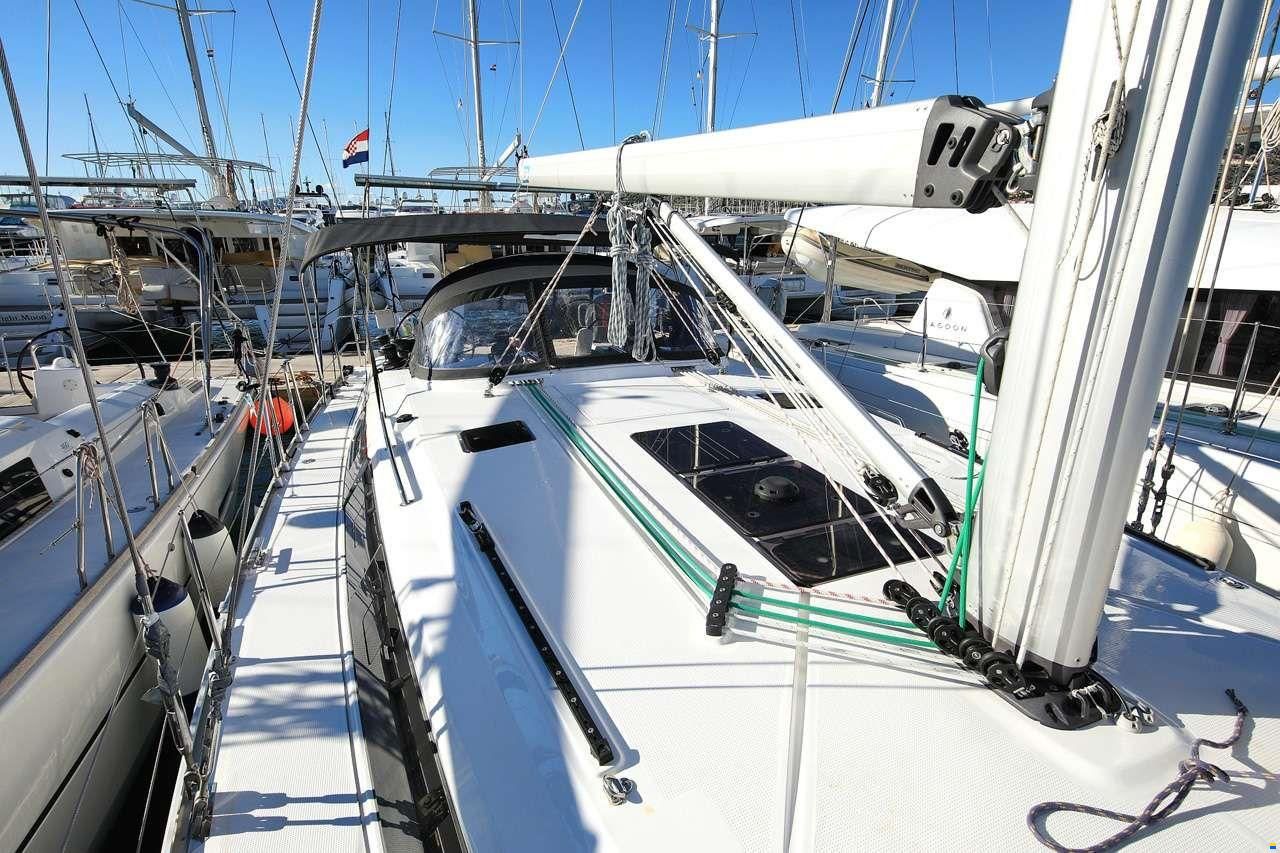 Bavaria CRUISER 46