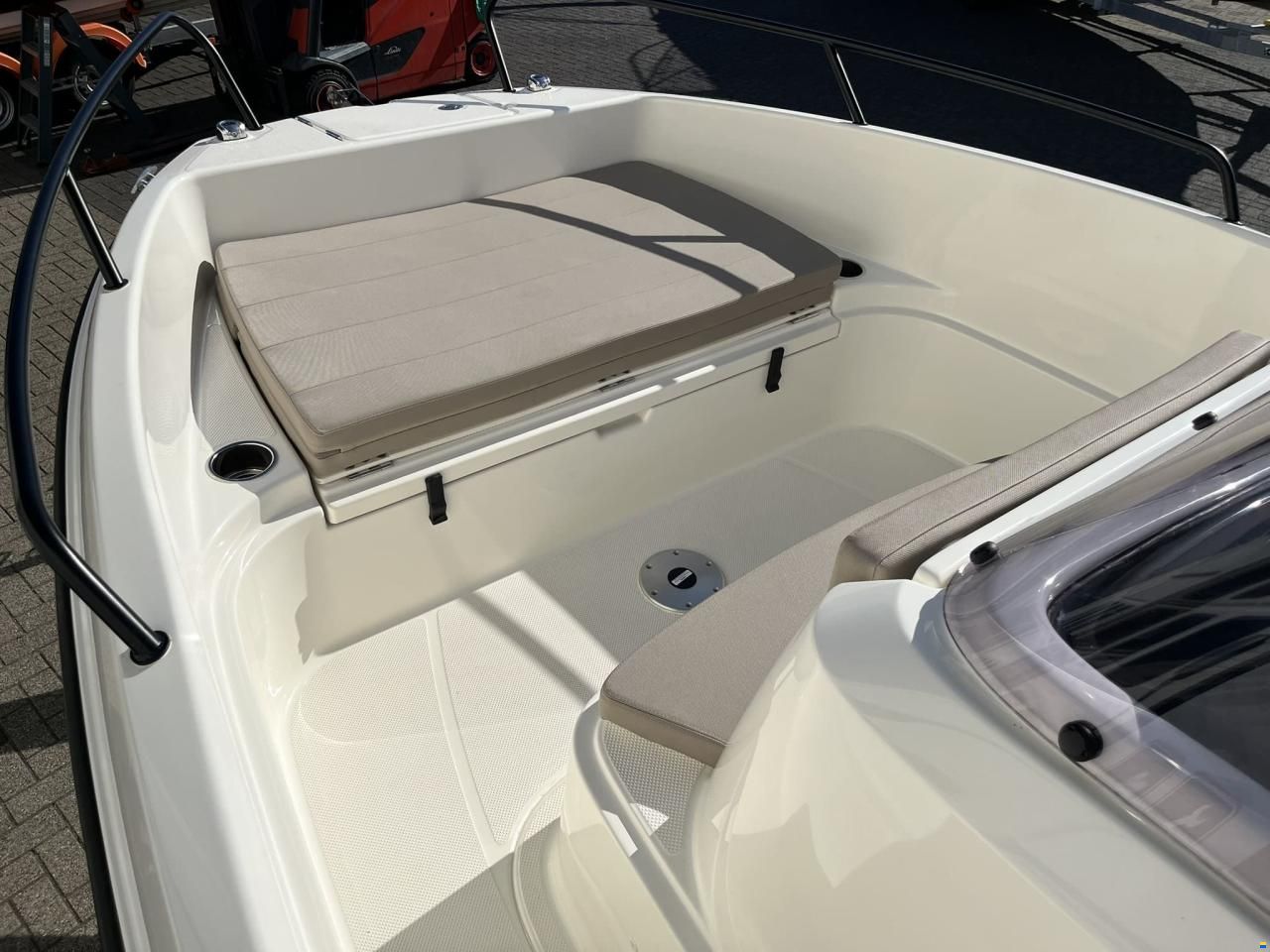 Quicksilver 555 Open