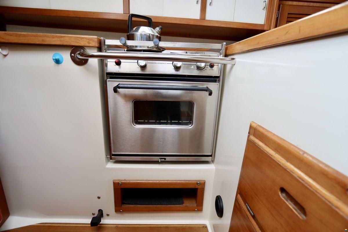 Catalina 36
