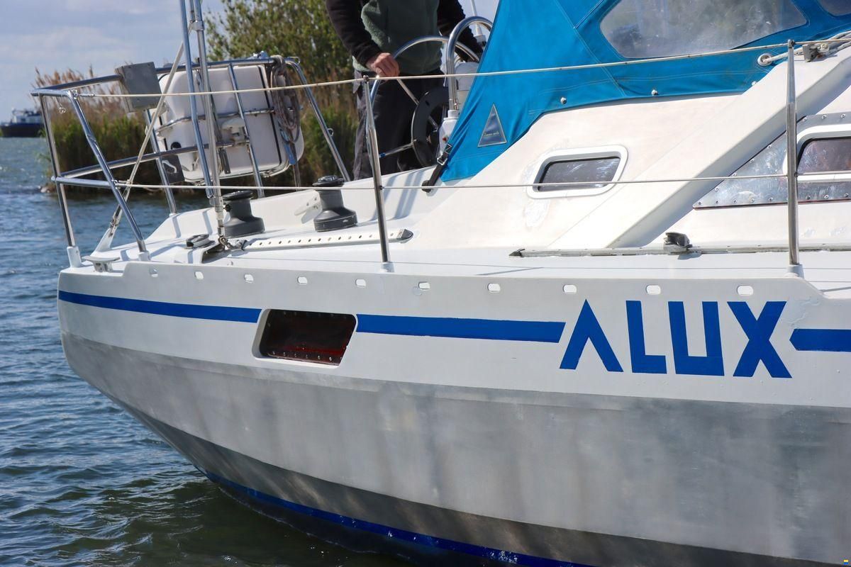 Alubat 32