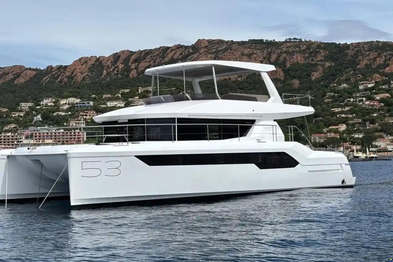 Leopard 53 Powercat