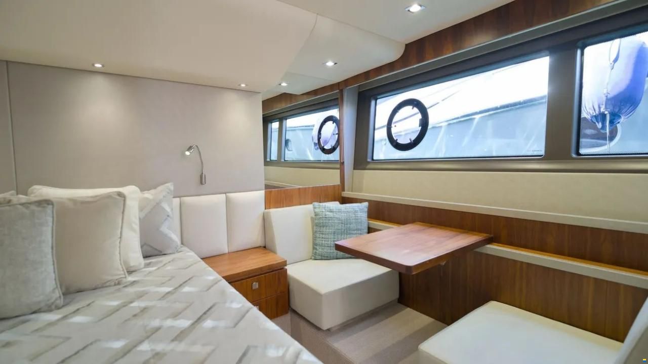 Sunseeker Manhattan 52