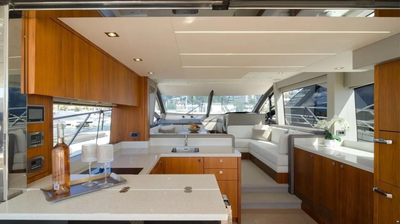 Sunseeker Manhattan 52