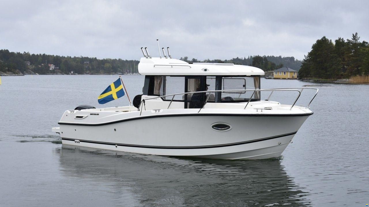 Quicksilver 755 PILOTHOUSE