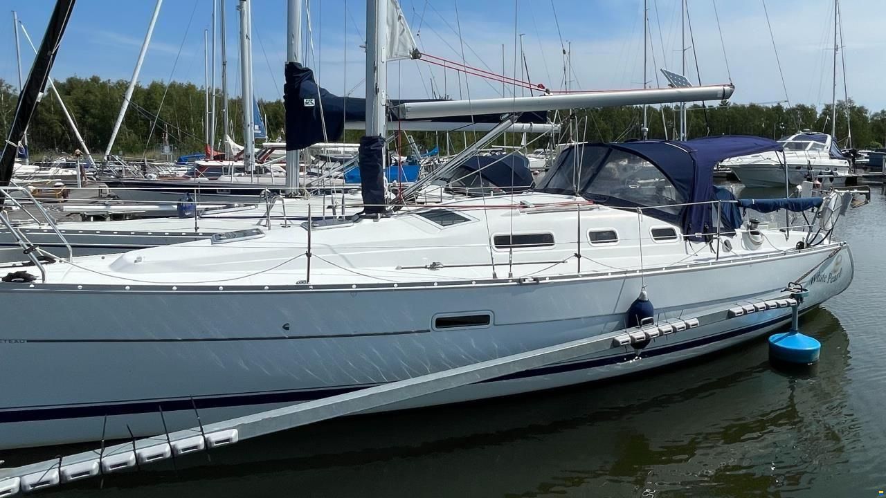 BENETEAU SEGELB&Aring;TAR OCEANIS 323