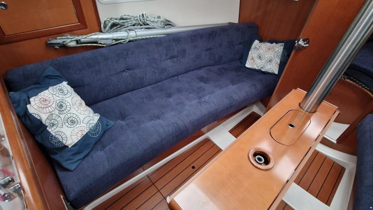 BENETEAU SEGELB&Aring;TAR OCEANIS 323