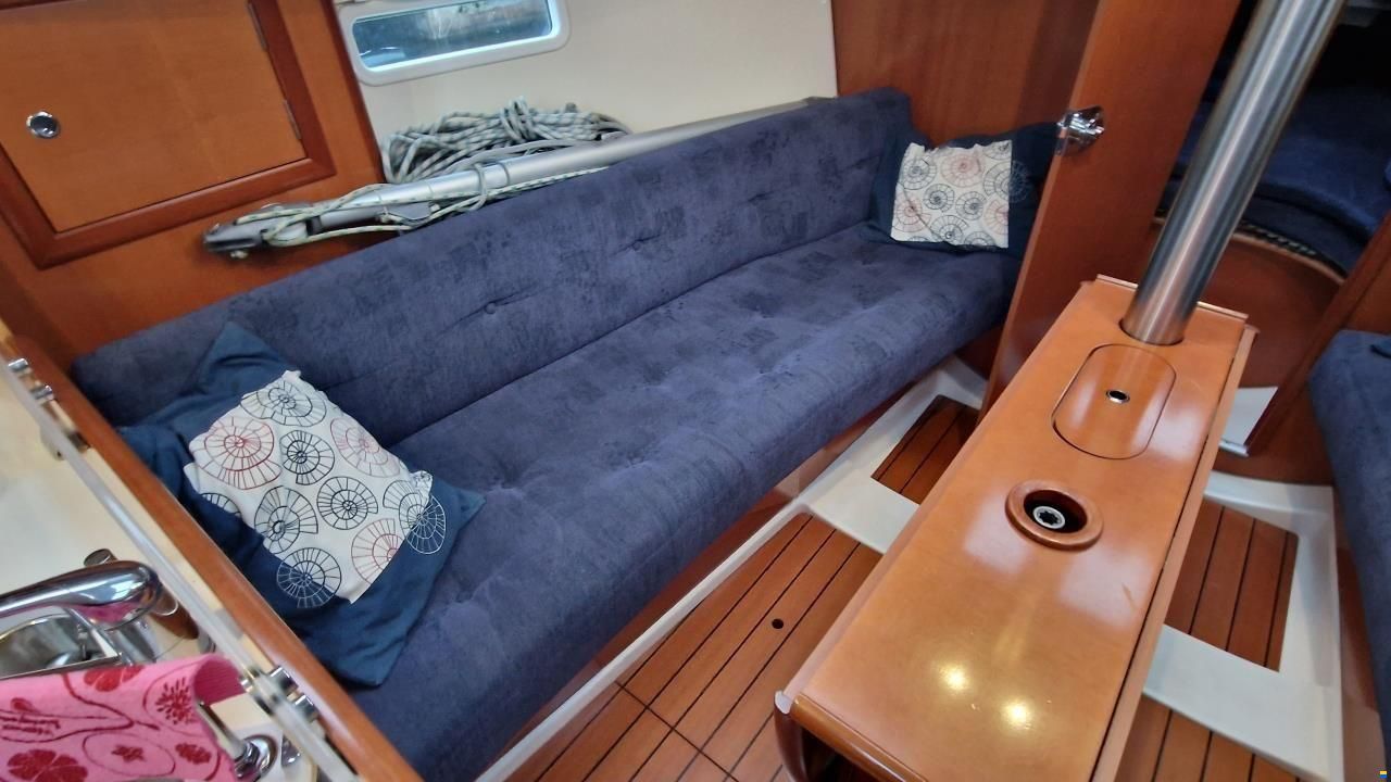 BENETEAU SEGELB&Aring;TAR OCEANIS 323