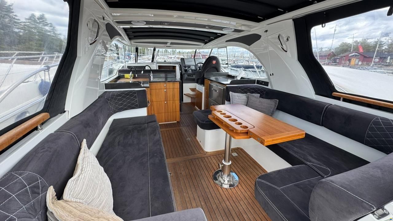 Marex 360 CC