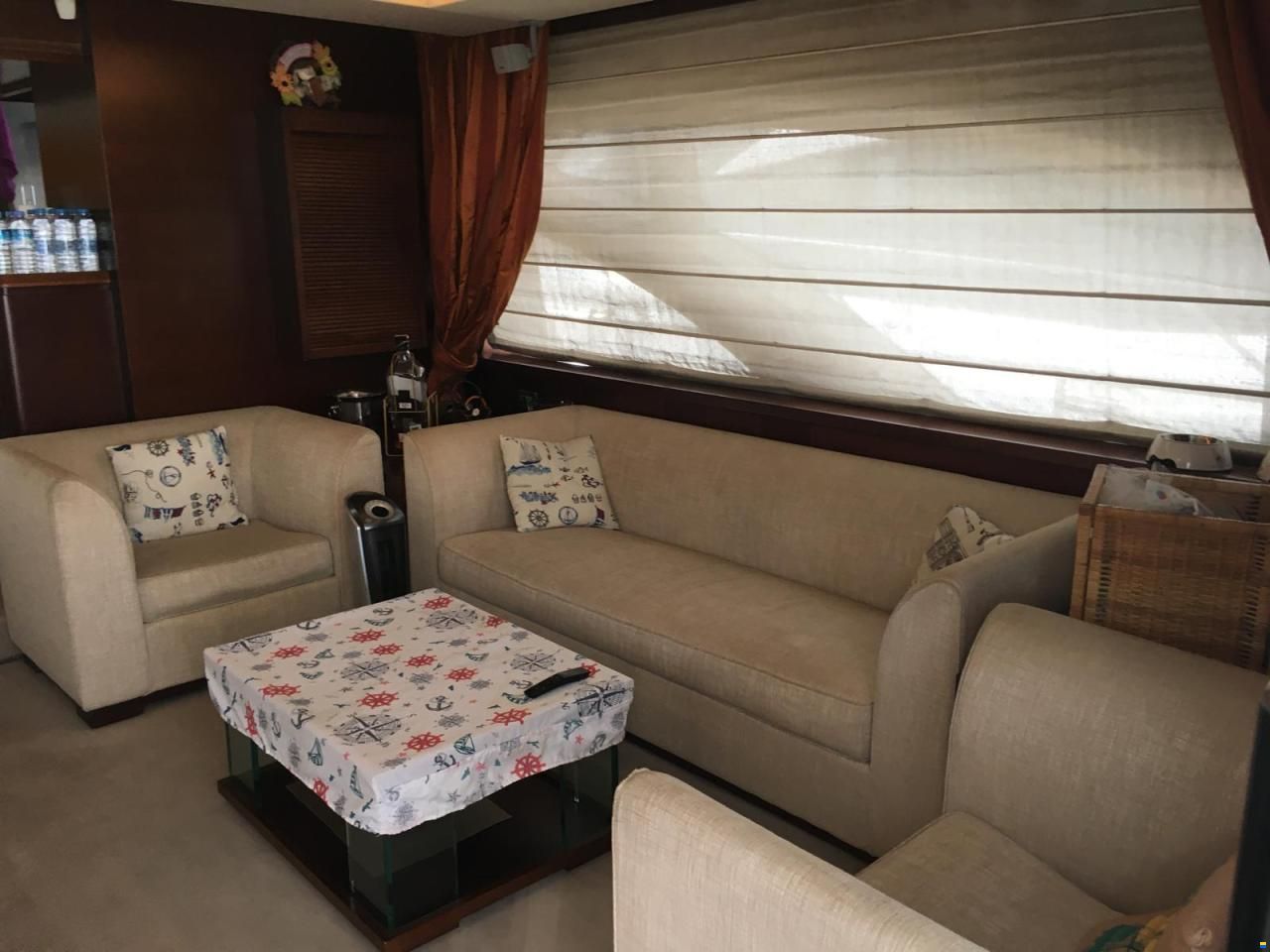 Azimut 75