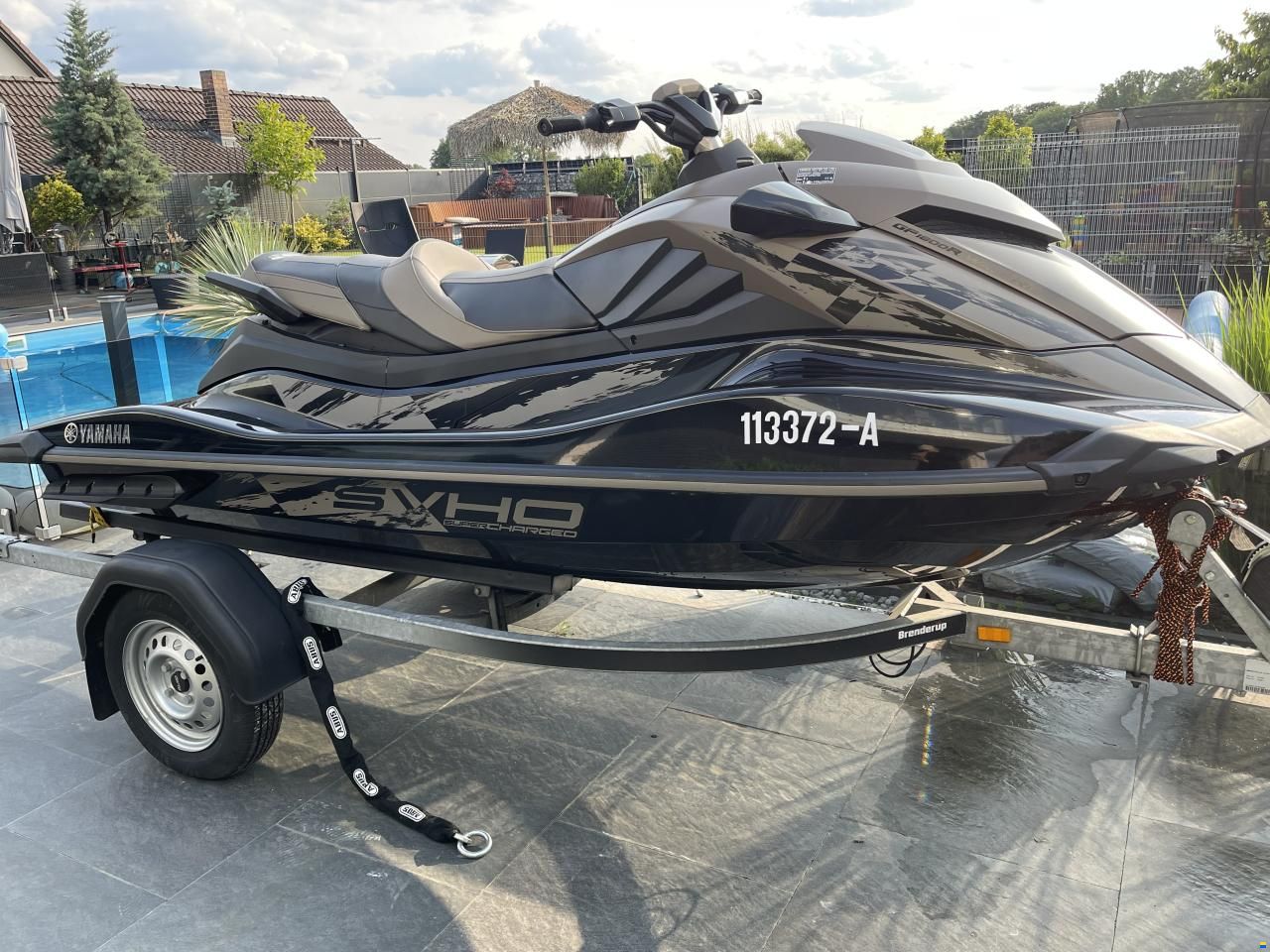 Yamaha GP 1800