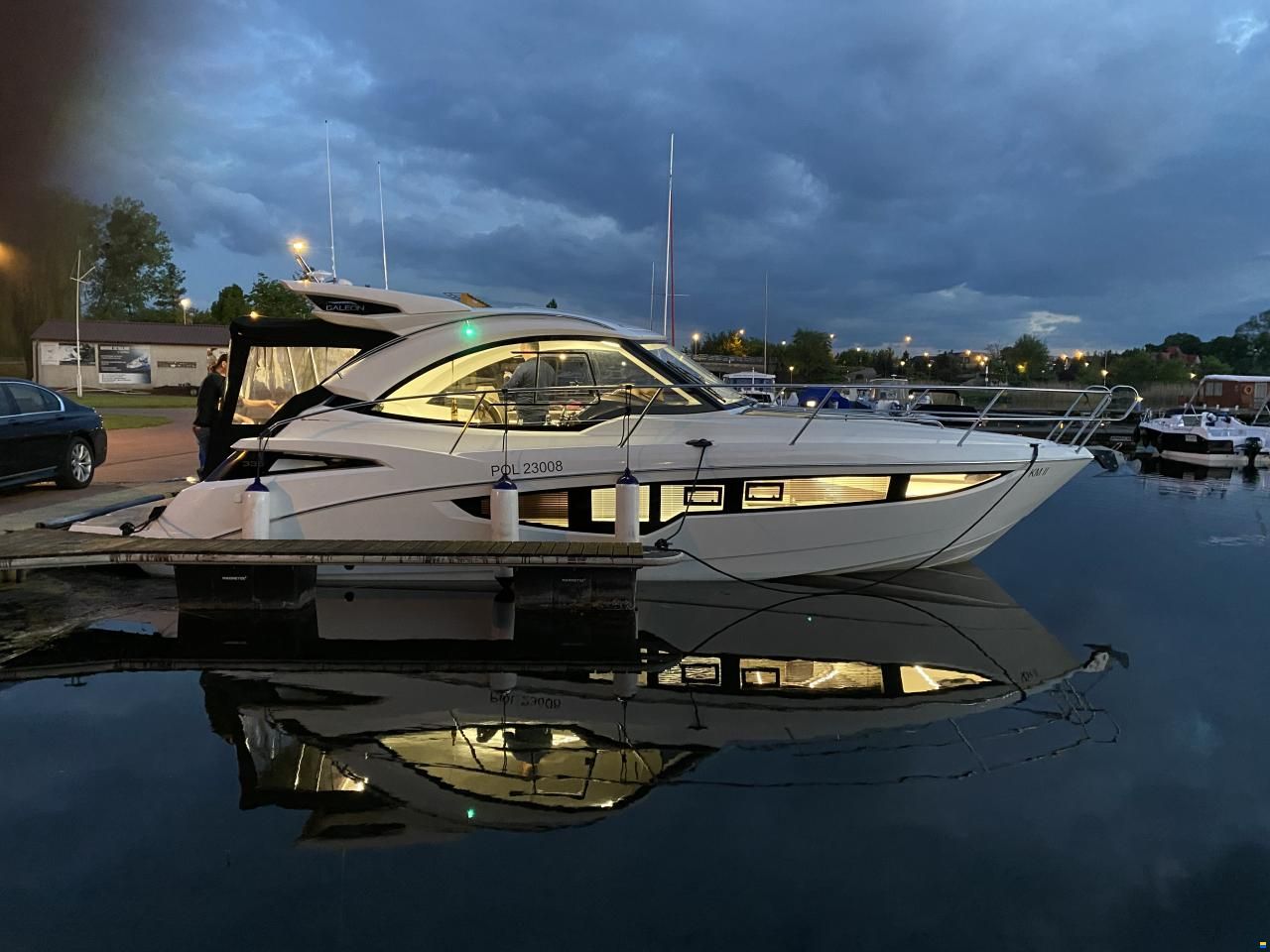 Galeon 335 HTS