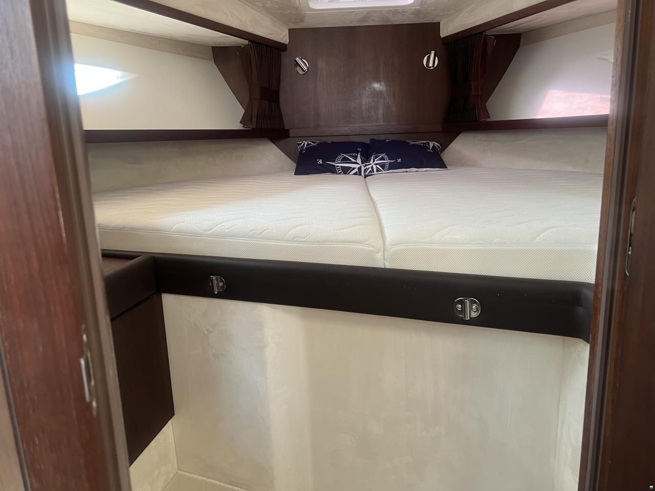 Galeon 335 HTS