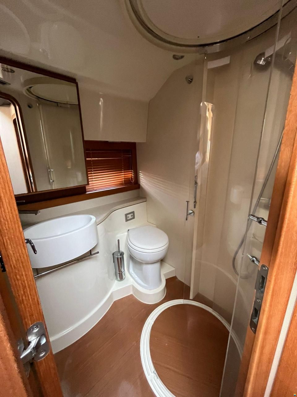 Ferretti 470