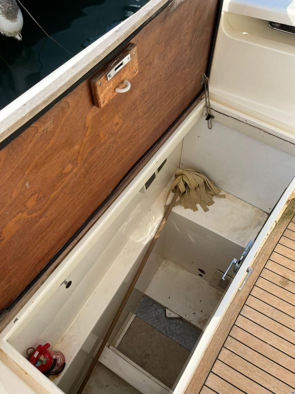 Ferretti 470