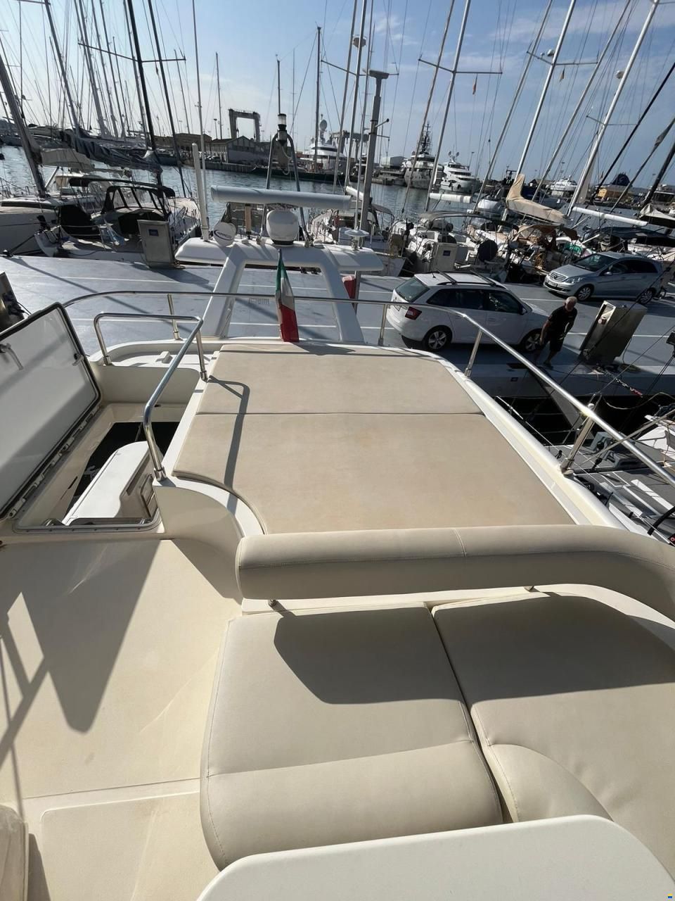 Ferretti 470