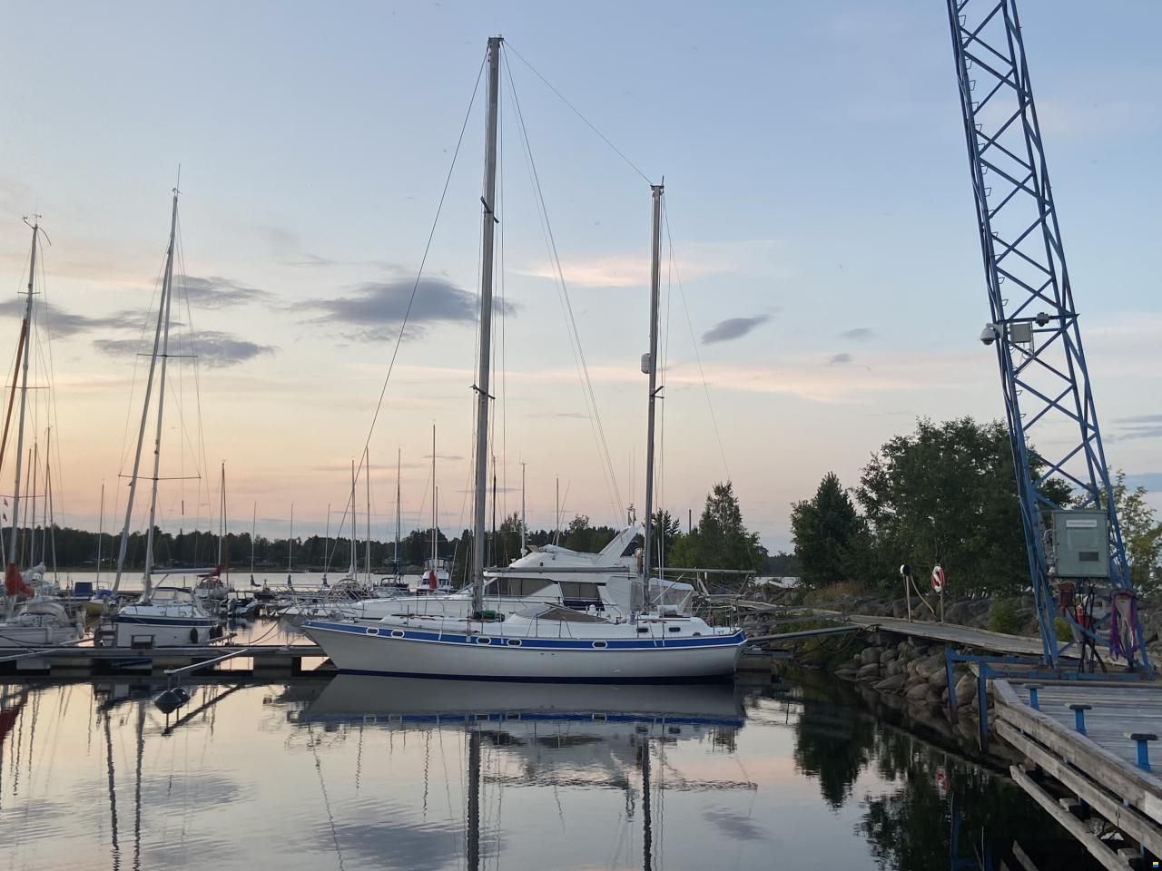 Morgan Out Island 41 ketch (416)