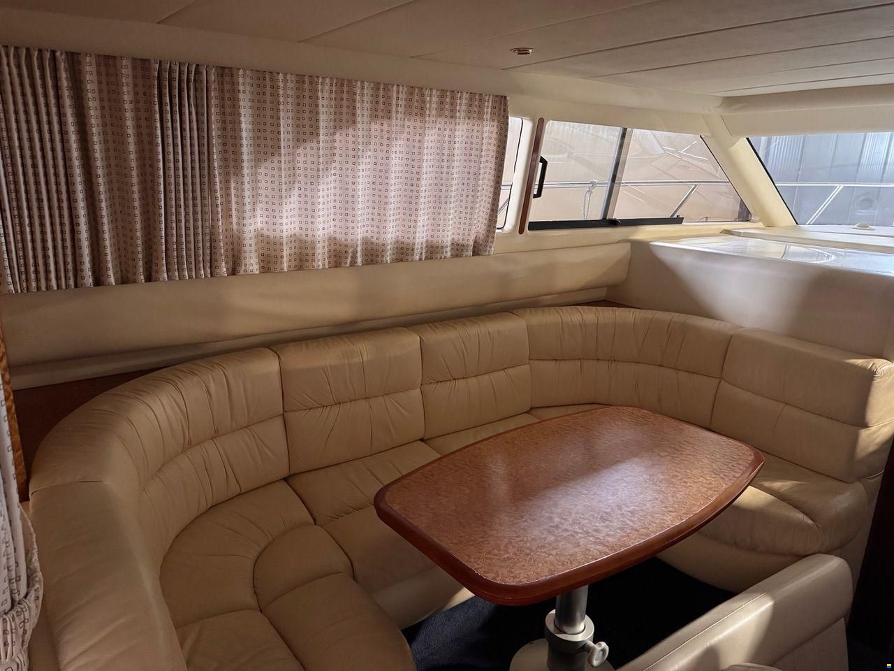 Princess 34 Flybridge