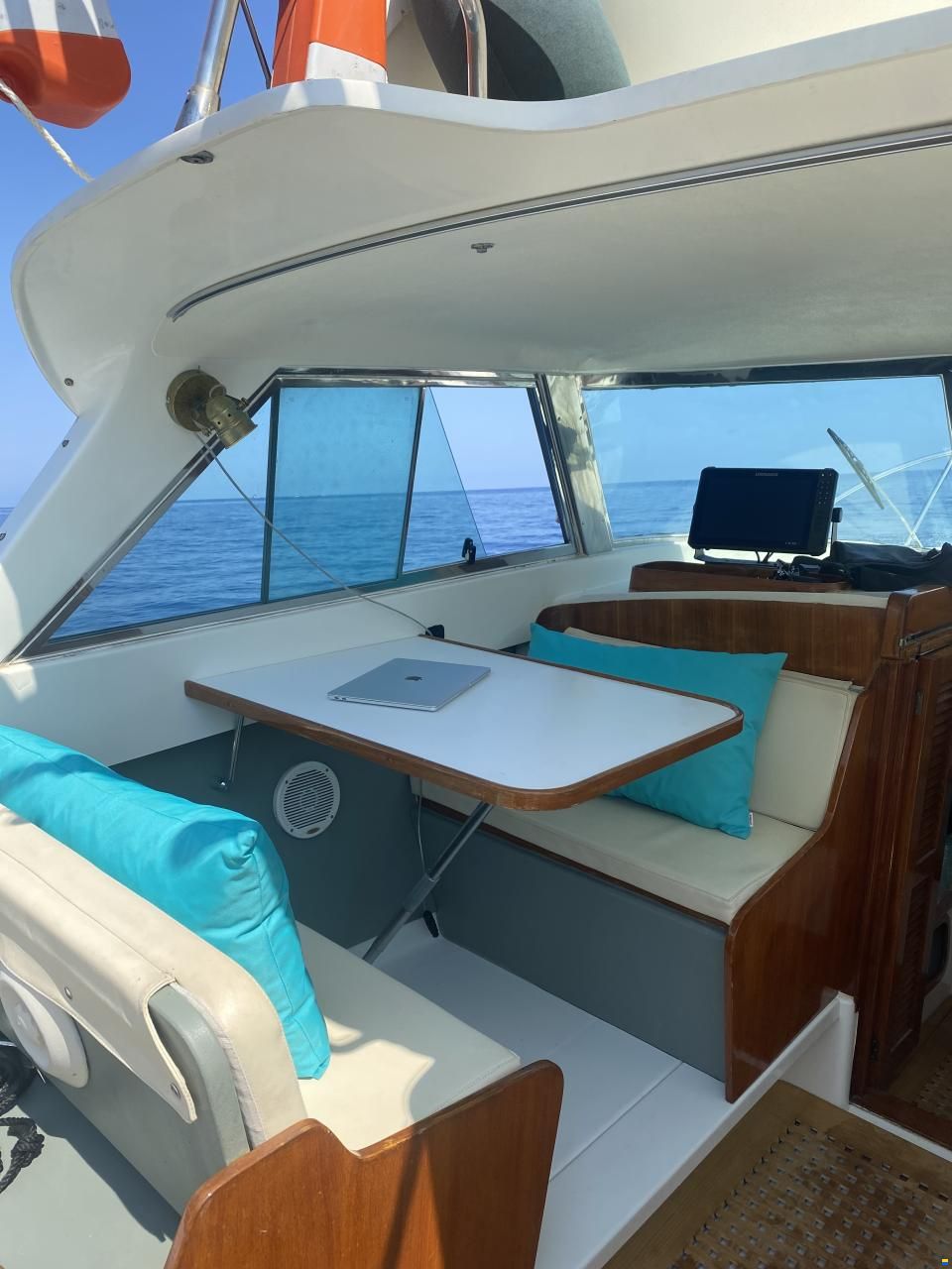 Riva Bertram 25
