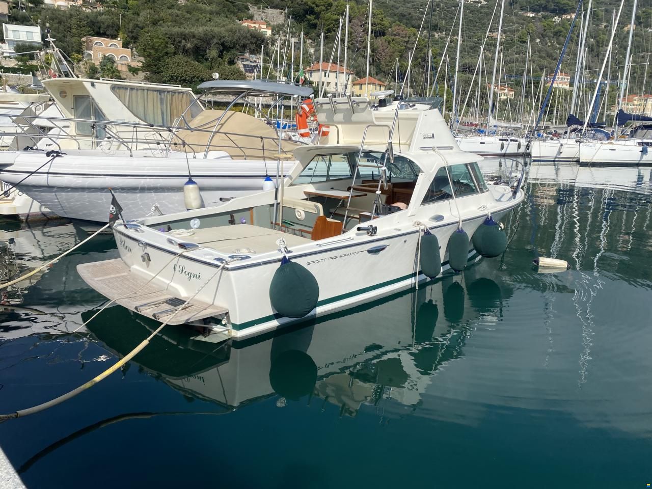 Riva Bertram 25