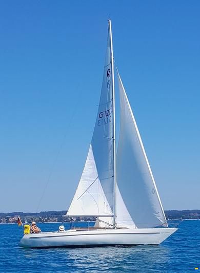 Helmsmann Senorita Helmsman