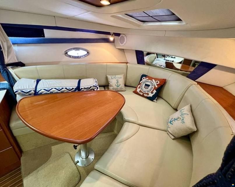 Bayliner 320 Cruiser