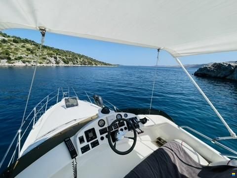 Sealine S310 Flybridge