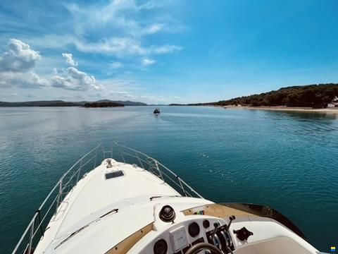 Sealine S310 Flybridge