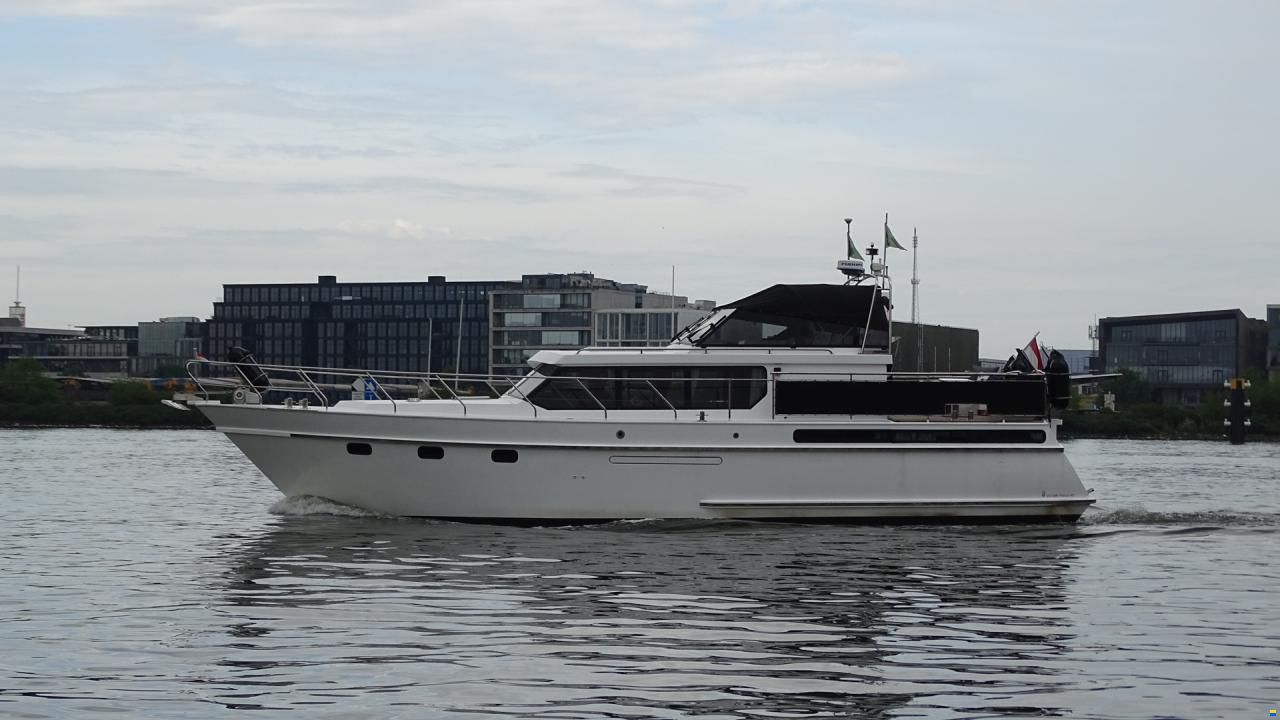Wim van der Valk Super Falcon 45 Valkkruiser