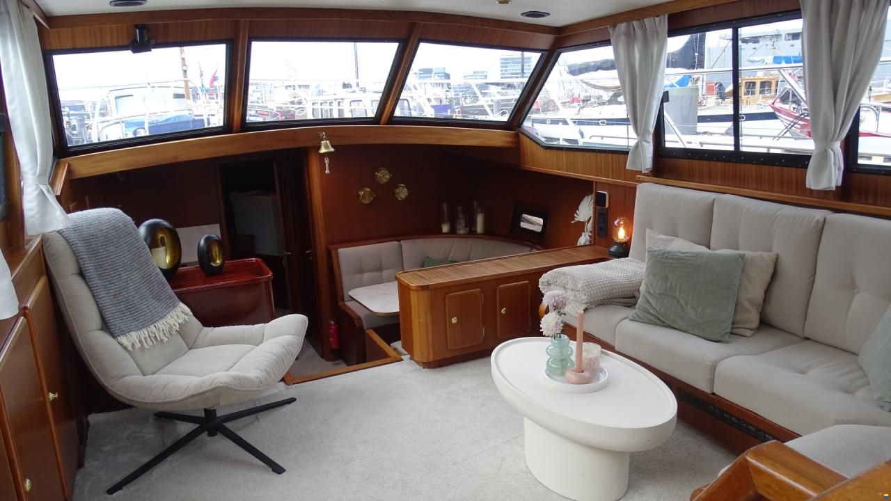 Wim van der Valk Valkkruiser Super Falcon 45 Valkkruiser