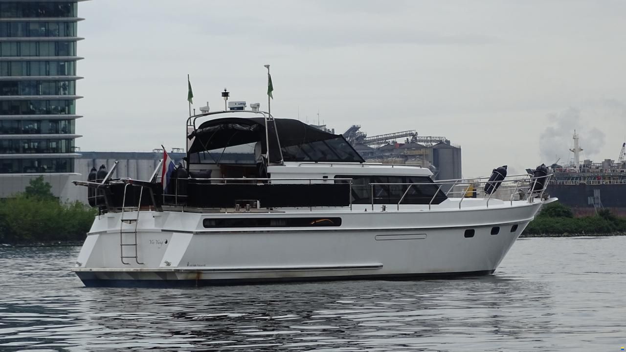 Wim van der Valk Super Falcon 45 Valkkruiser