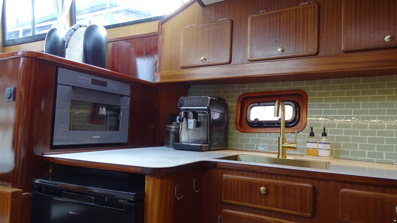 Wim van der Valk Valkkruiser Super Falcon 45 Valkkruiser