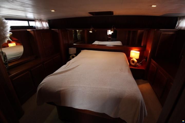 Wim van der Valk Valkkruiser Super Falcon 45 Valkkruiser