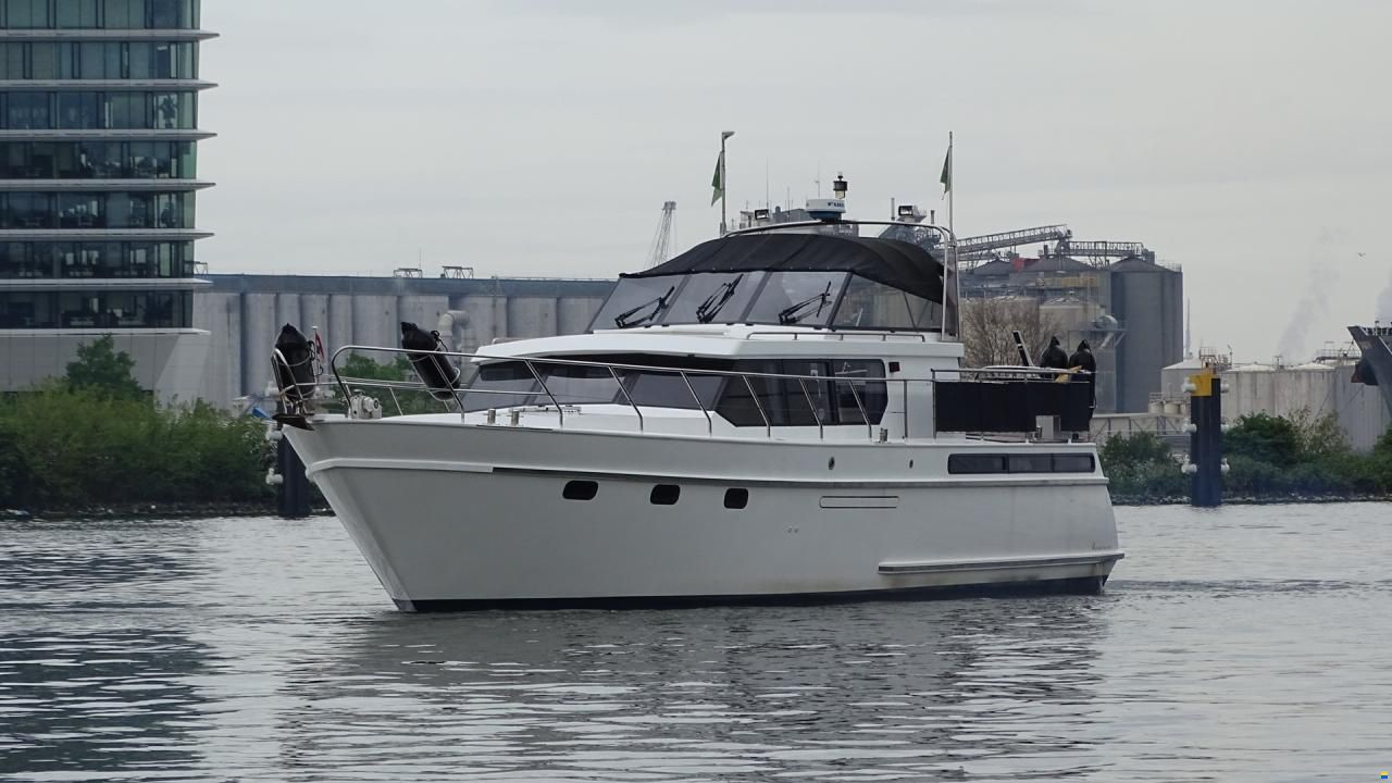 Wim van der Valk Valkkruiser Super Falcon 45 Valkkruiser