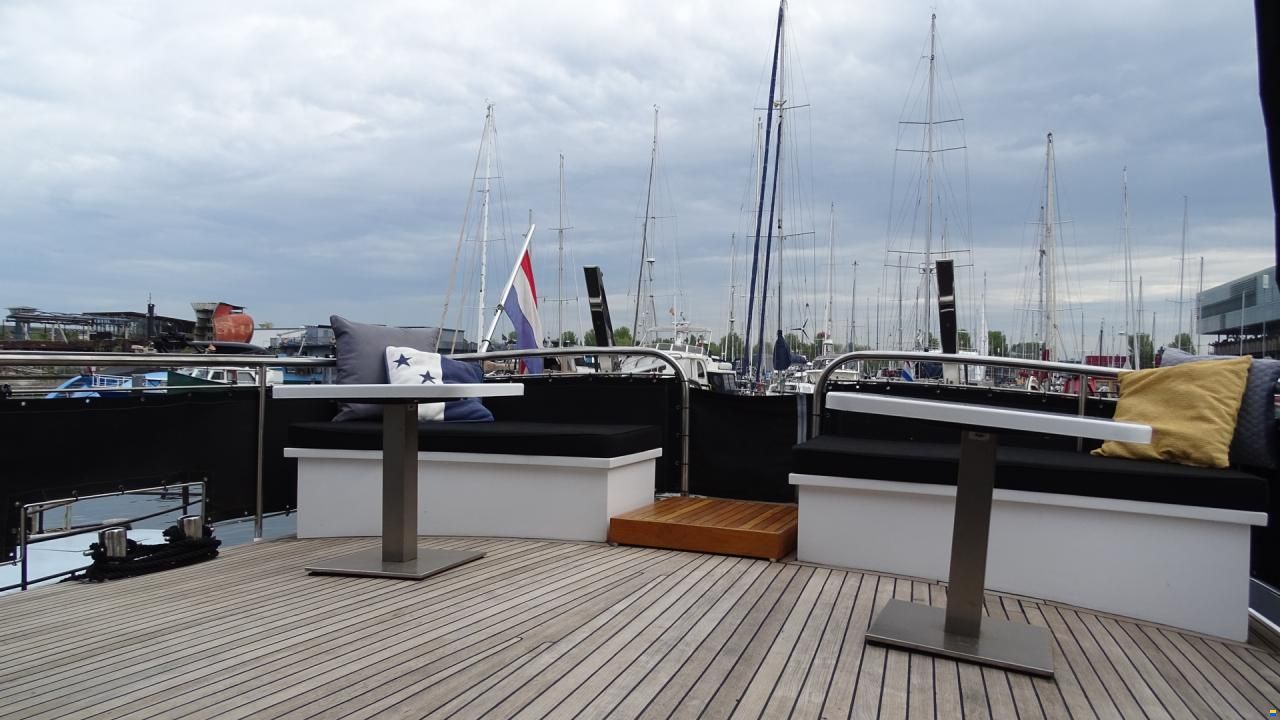 Wim van der Valk Valkkruiser Super Falcon 45 Valkkruiser