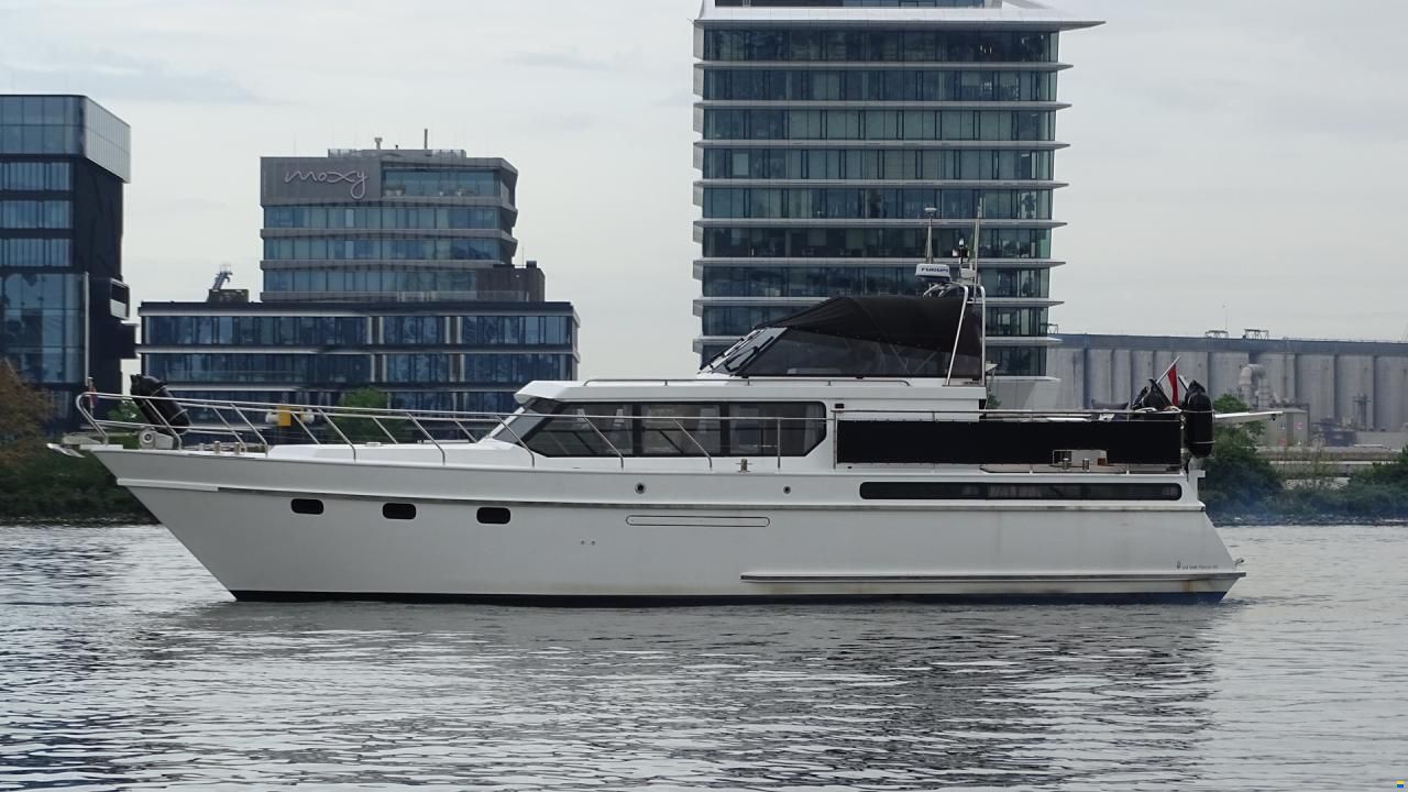 Wim van der Valk Super Falcon 45 Valkkruiser