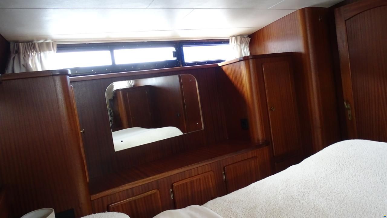 Wim van der Valk Valkkruiser Super Falcon 45 Valkkruiser